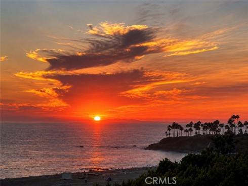 594 Cliff Drive, Laguna Beach, CA
