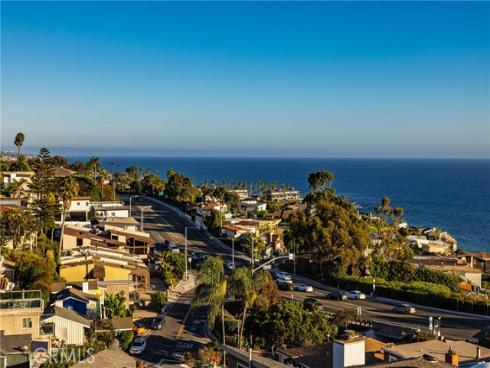 251 Highland , Laguna Beach, CA