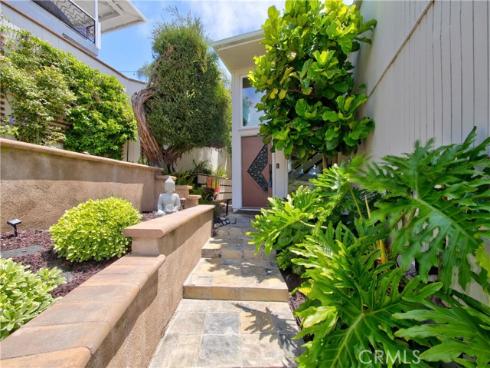 1080 Noria , Laguna Beach, CA