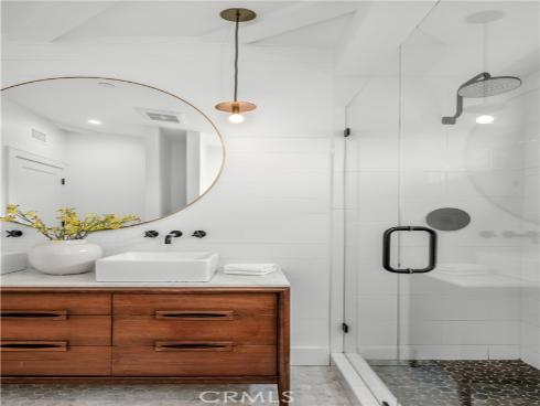 472 Holly Street, Laguna Beach, CA