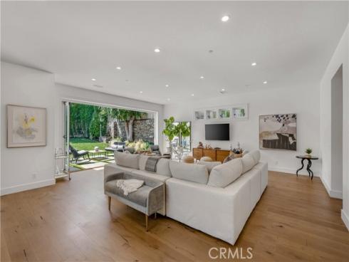 472 Holly Street, Laguna Beach, CA