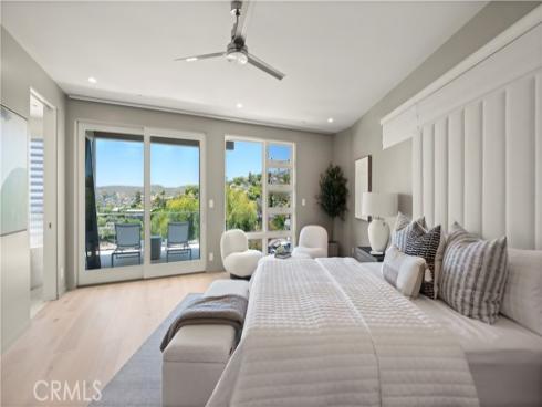 964 Van Dyke , Laguna Beach, CA