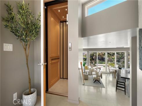 964 Van Dyke , Laguna Beach, CA