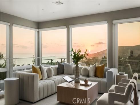 964 Van Dyke , Laguna Beach, CA