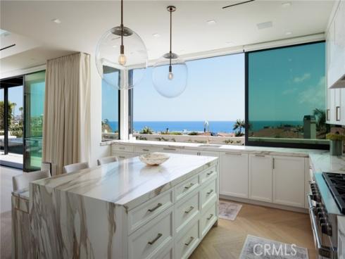 2595 Altamar , Laguna Beach, CA