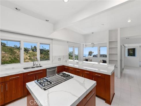 2365 Hillview Drive , Laguna Beach, CA