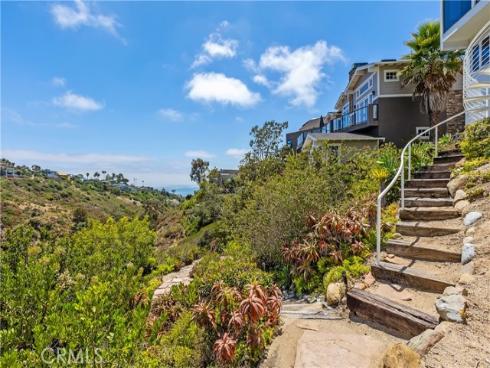 2365  Hillview Drive  , Laguna Beach, CA