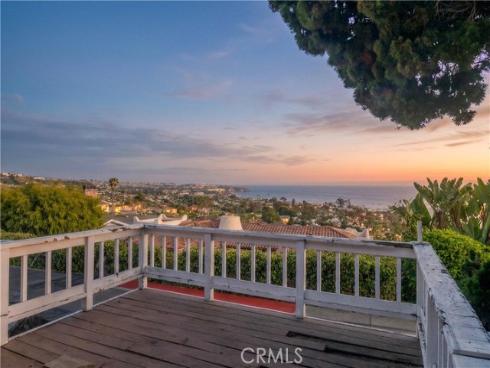 17 N Vista De La Luna , Laguna Beach, CA