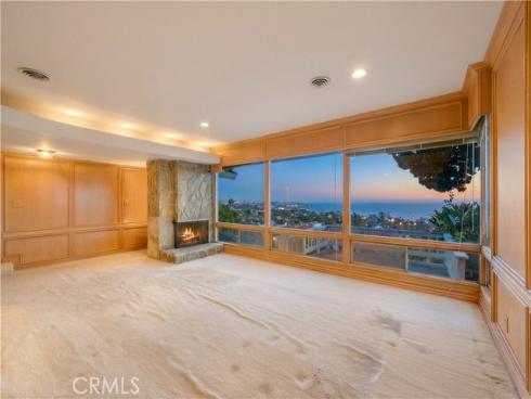 17 N Vista De La Luna , Laguna Beach, CA