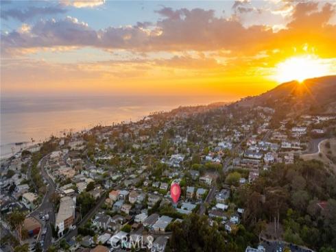 477  Hill  , Laguna Beach, CA