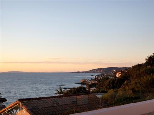 52 N Portola , Laguna Beach, CA