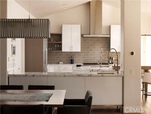 52 N Portola , Laguna Beach, CA