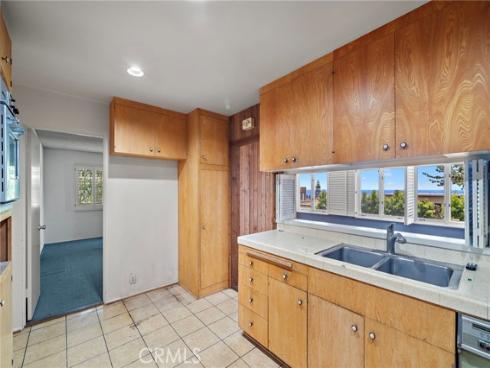 459 Hilledge Drive, Laguna Beach, CA