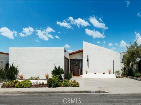 758 Barracuda Way