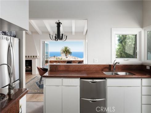758 Barracuda Way , Laguna Beach, CA