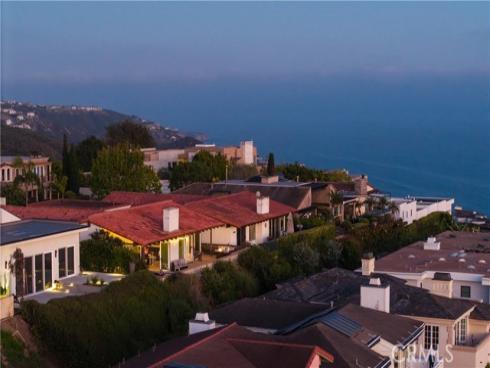 758 Barracuda Way , Laguna Beach, CA