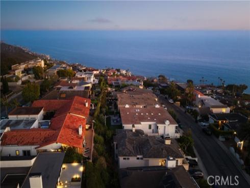 758 Barracuda Way , Laguna Beach, CA