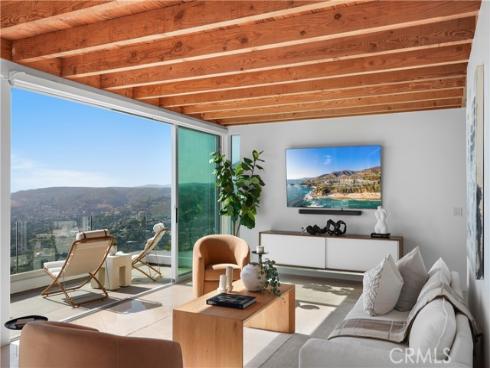 1119 Katella Street, Laguna Beach, CA