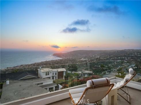 1119 Katella Street, Laguna Beach, CA