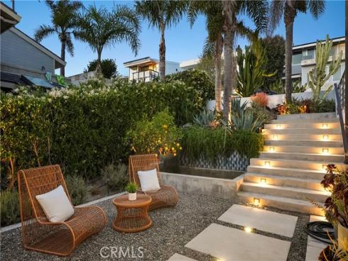 1119 Katella Street, Laguna Beach, CA