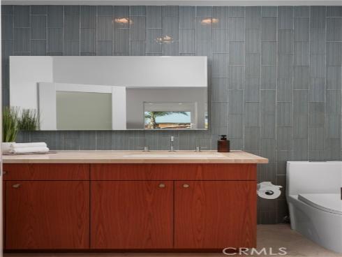 1119 Katella Street, Laguna Beach, CA