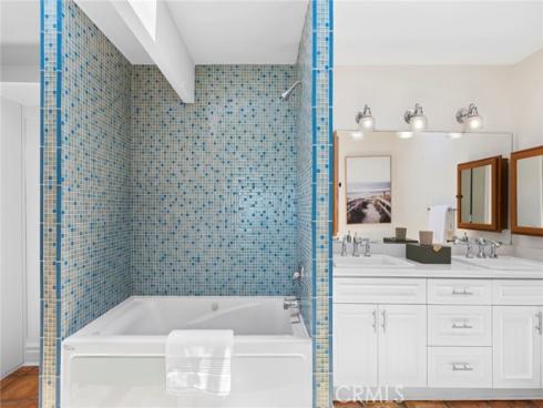 1105 Summit Drive, Laguna Beach, CA
