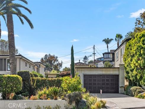 486 Locust Street, Laguna Beach, CA