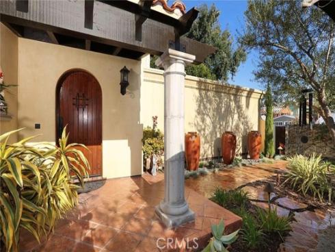 486 Locust Street, Laguna Beach, CA