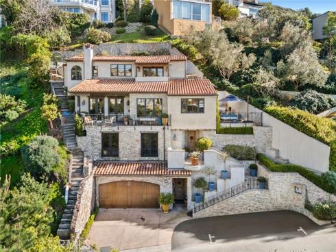 2100 Crestview Drive, Laguna Beach, CA