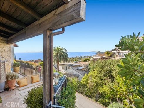 2100 Crestview Drive, Laguna Beach, CA