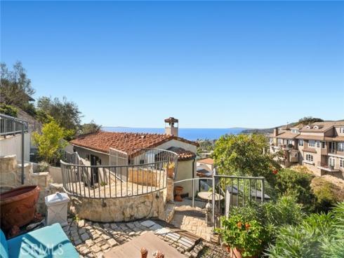 2100 Crestview Drive, Laguna Beach, CA