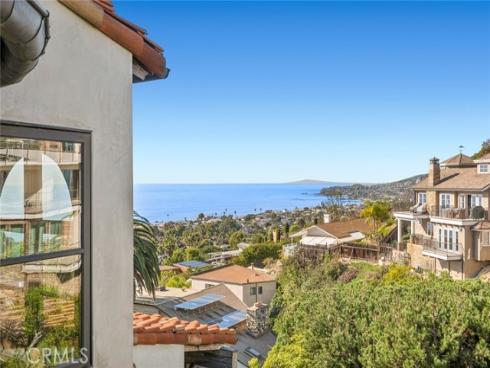 2100 Crestview Drive, Laguna Beach, CA