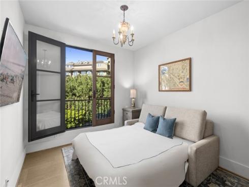 2100 Crestview Drive, Laguna Beach, CA