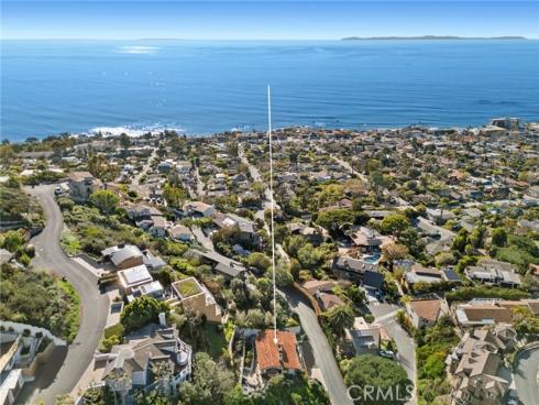 2100 Crestview Drive, Laguna Beach, CA