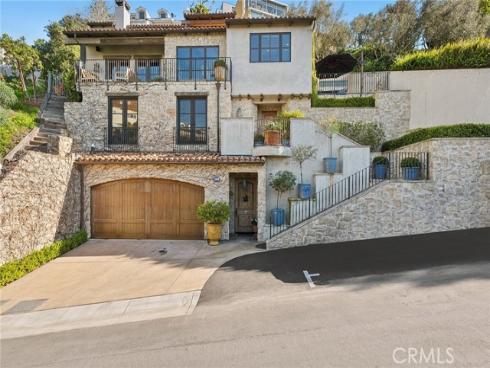 2100 Crestview Drive, Laguna Beach, CA
