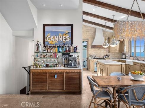 2100 Crestview Drive, Laguna Beach, CA