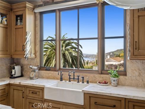 2100 Crestview Drive, Laguna Beach, CA