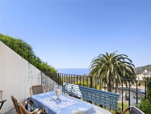 2100 Crestview Drive, Laguna Beach, CA