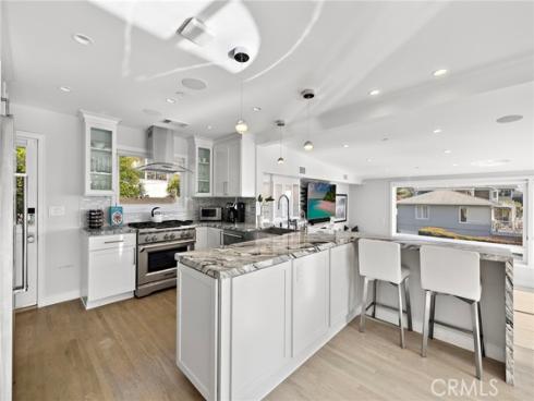 166 Fairview , Laguna Beach, CA