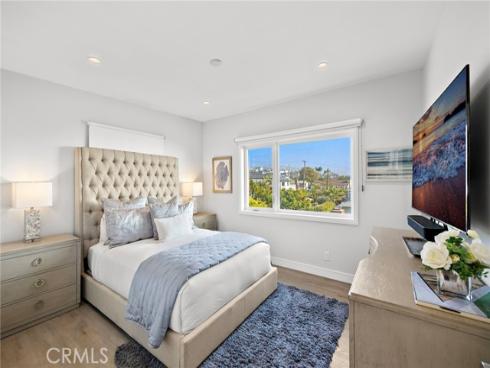 166 Fairview , Laguna Beach, CA