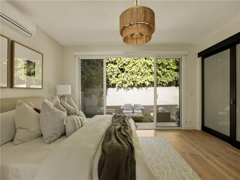 928 Quivera Street, Laguna Beach, CA