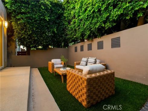 928 Quivera Street, Laguna Beach, CA