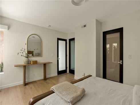 928 Quivera Street, Laguna Beach, CA
