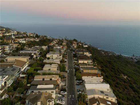928 Quivera Street, Laguna Beach, CA