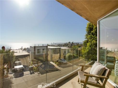 928 Quivera Street, Laguna Beach, CA
