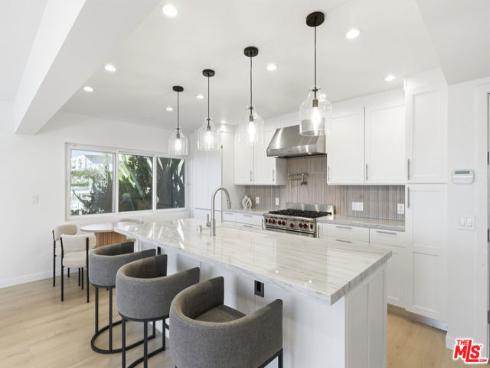 2442 S Coast Highway 3 , Laguna Beach, CA