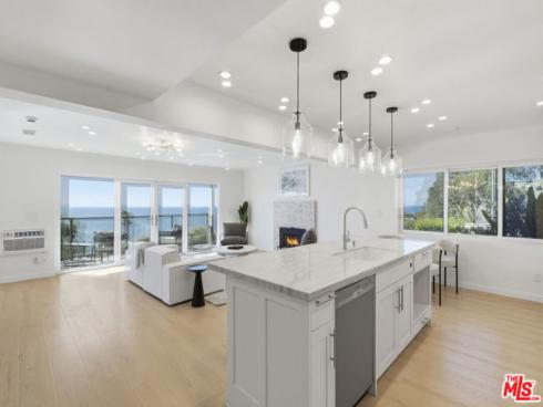 2442 S Coast Highway 3 , Laguna Beach, CA