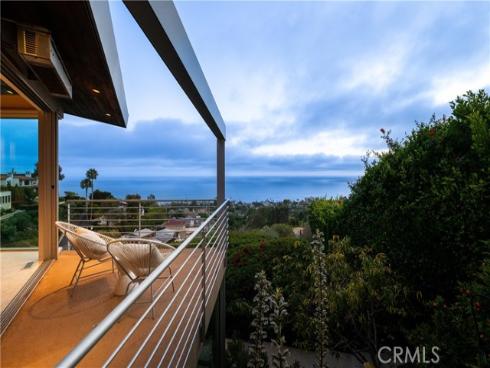 856 Diamond Street, Laguna Beach, CA