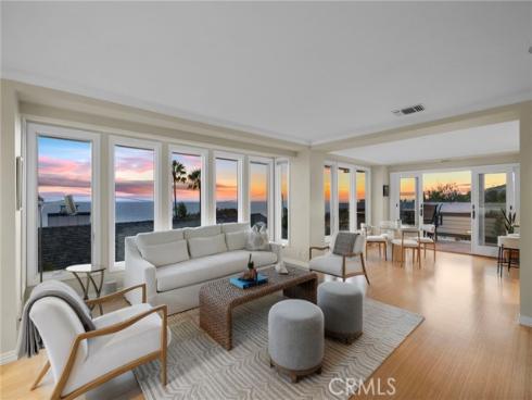 31953 10th Avenue, Laguna Beach, CA