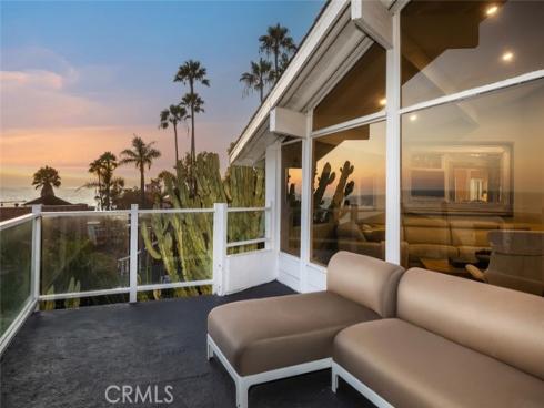 2 Camel Point , Laguna Beach, CA